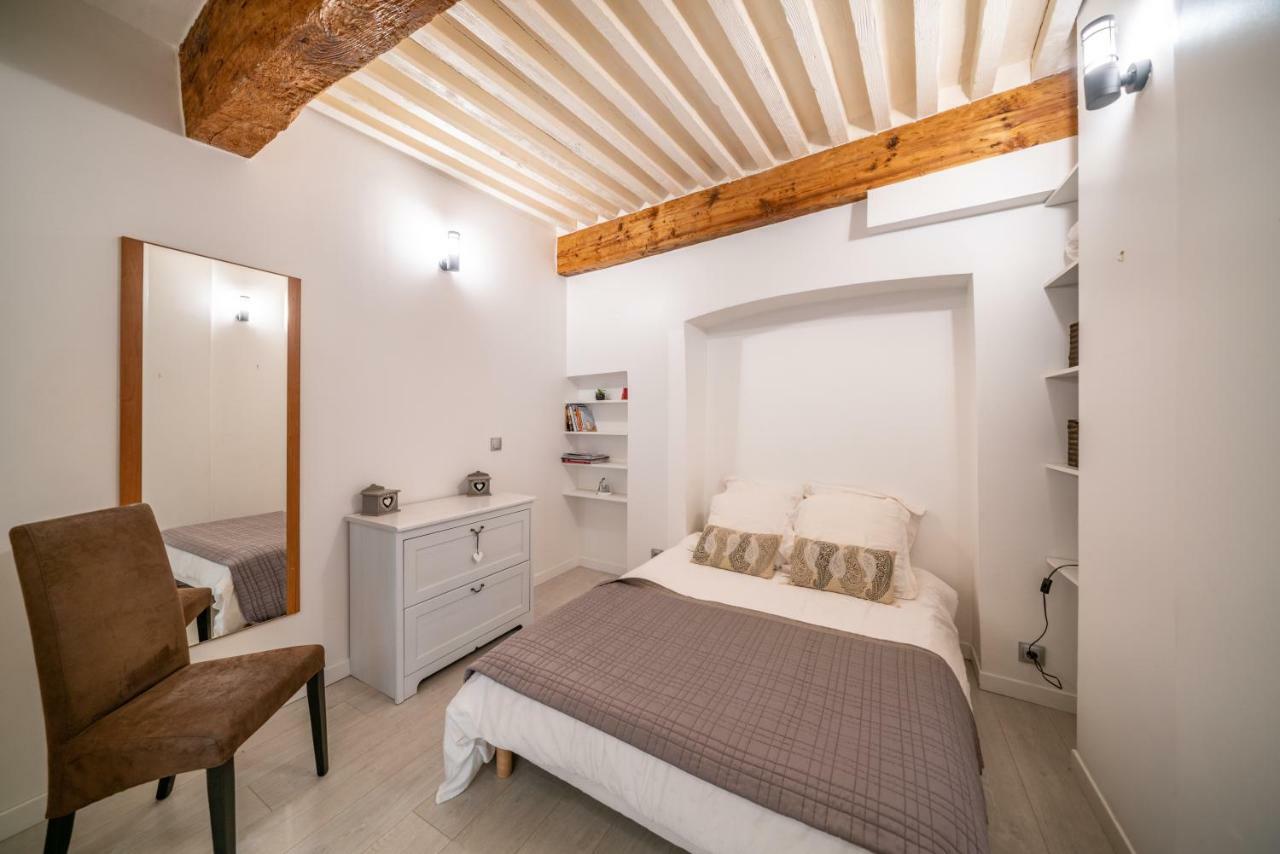 Secret Courtyard Of Annecy Apartamento Exterior foto